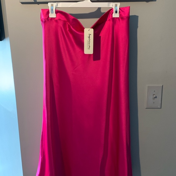 BRAND NEW Impressions Online Boutique Skirt 💕 - Picture 3 of 7